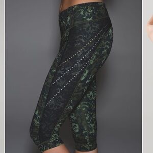 Lululemon Stop at Nothing Cropped Leggings